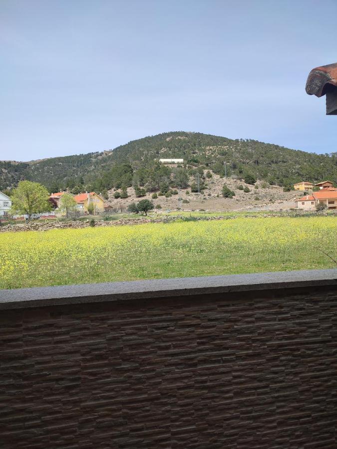 Chalet Pinara El Barraco ภายนอก รูปภาพ